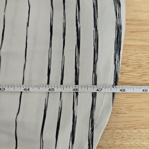 Athleta Comeback Striped Body Con Midi Dress Womens Size Large Ruched Side White - Picture 6 of 9